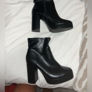 House of Harlow 1960 - Boots
